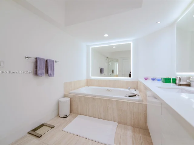 7000 Island Blvd # 2005, Aventura FL 33160