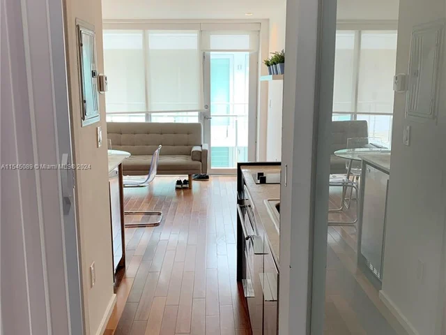 1601 west # 212, Miami Beach FL 33139