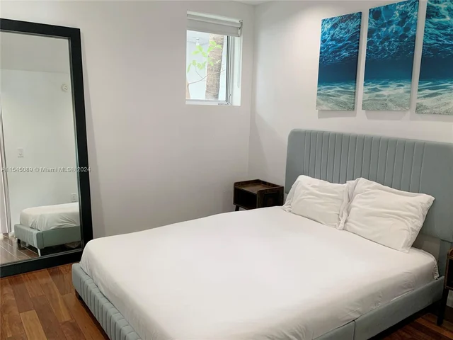 1601 west # 212, Miami Beach FL 33139