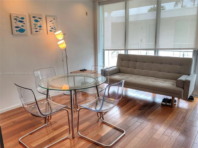 1601 west # 212, Miami Beach FL 33139