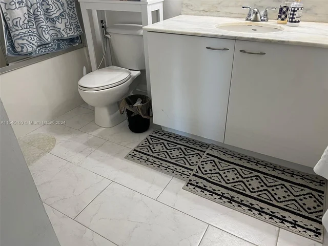 133 NE 2nd Ave # 1601, Miami FL 33132