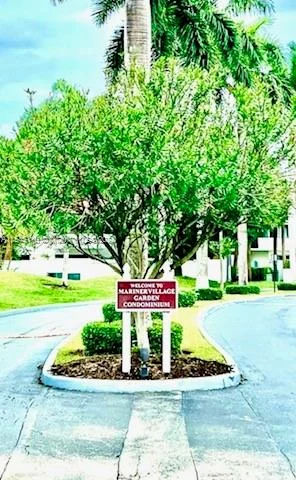 3552 Magellan Cir # 121, Aventura FL 33180