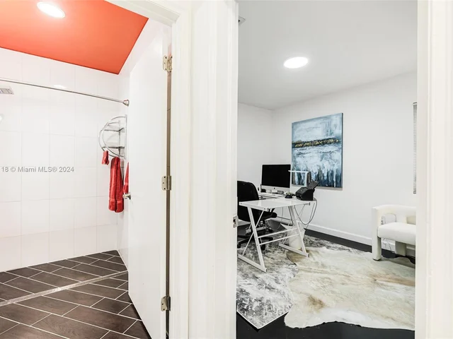 1629 Westward Dr, Miami Springs FL 33166