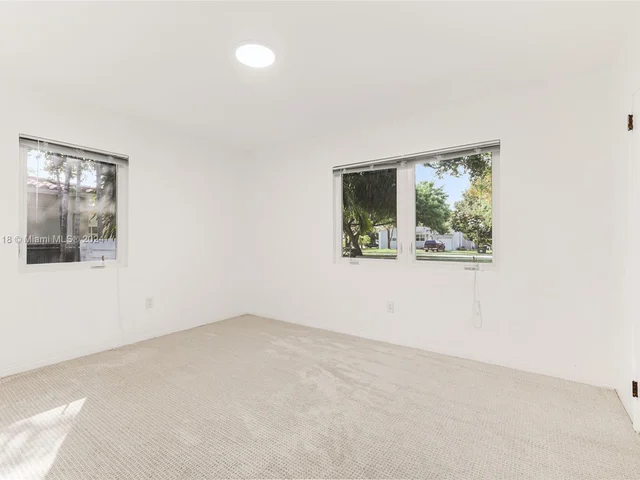 1629 Westward Dr, Miami Springs FL 33166