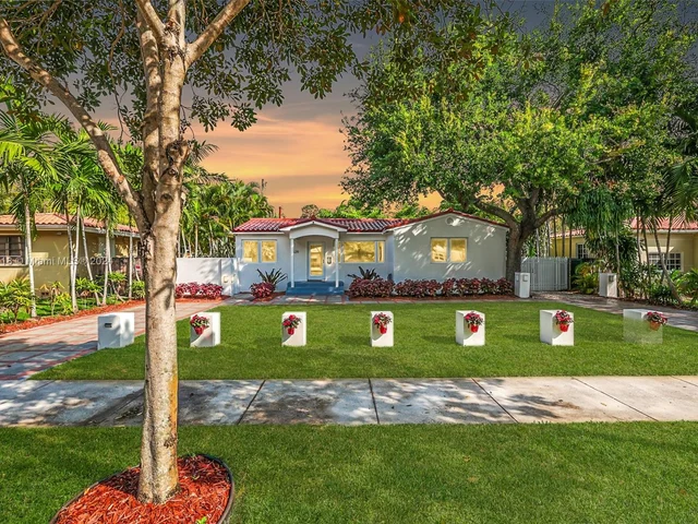 1629 Westward Dr, Miami Springs FL 33166