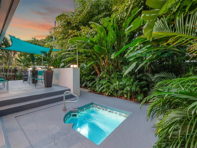 1629 Westward Dr, Miami Springs FL 33166