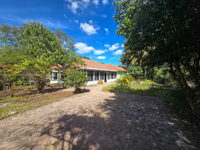 5865 NW 41st Way # 5865, Coconut Creek FL 33073