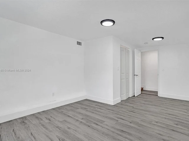 849 NE 133rd St, North Miami FL 33161