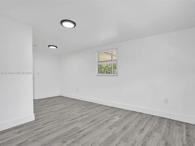 849 NE 133rd St, North Miami FL 33161