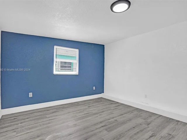 849 NE 133rd St, North Miami FL 33161