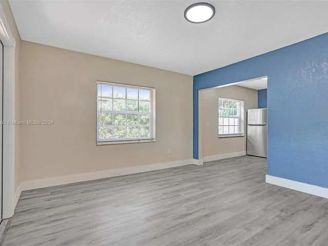 849 NE 133rd St, North Miami FL 33161