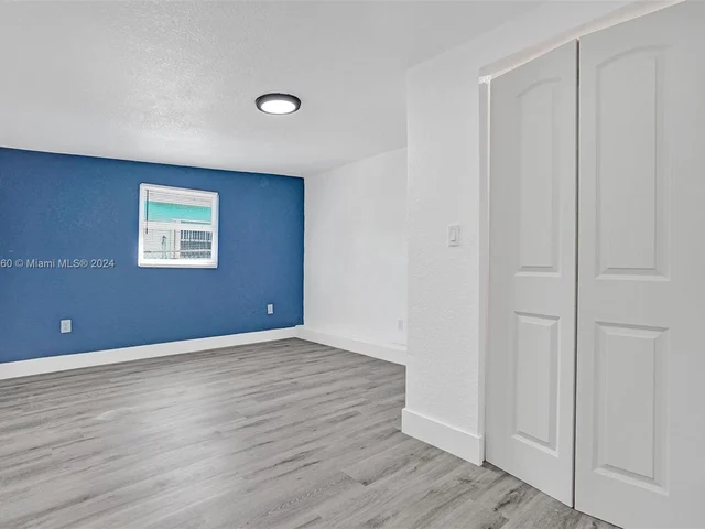 849 NE 133rd St, North Miami FL 33161