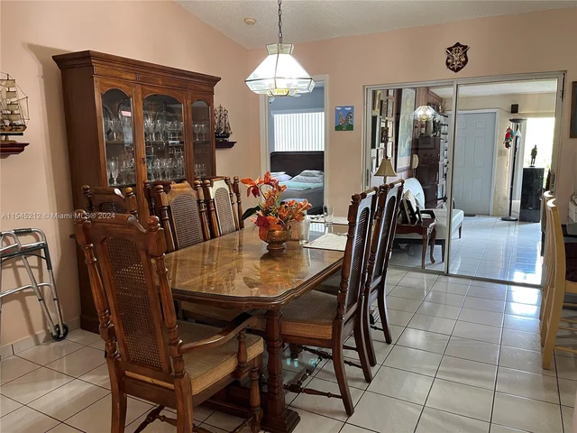 12855 SW 58th Ln, Miami FL 33183