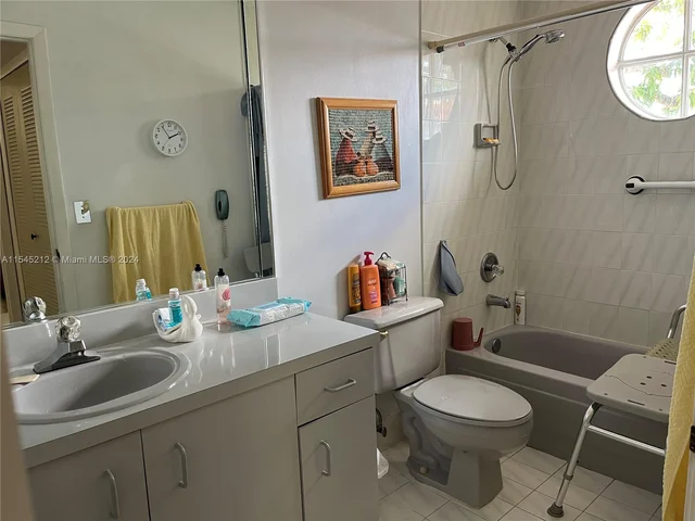 12855 SW 58th Ln, Miami FL 33183