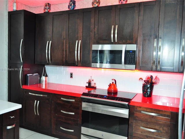 4849 NW 108th Path # 0, Doral FL 33178