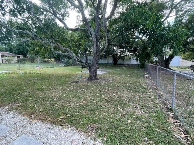 2300 NW 20th St # C, Fort Lauderdale FL 33311