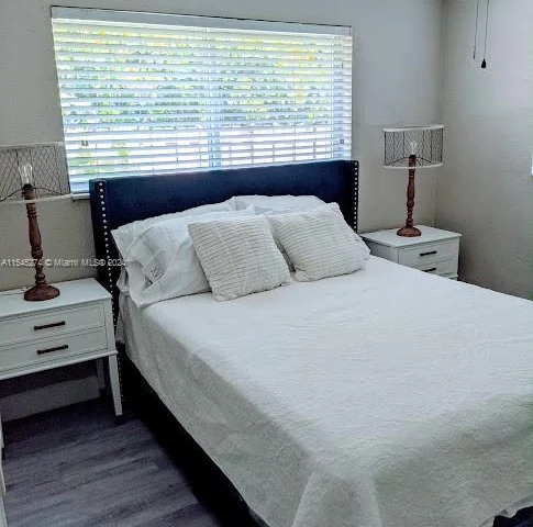 1812 NE 11th Ave # 4, Fort Lauderdale FL 33305