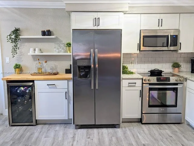 1812 NE 11th Ave # 4, Fort Lauderdale FL 33305