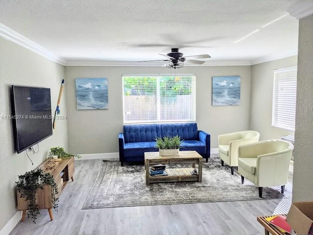 1812 NE 11th Ave # 4, Fort Lauderdale FL 33305