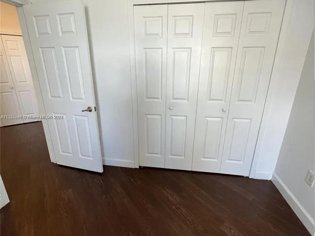 5570 NW 107th Ave # 907, Doral FL 33178