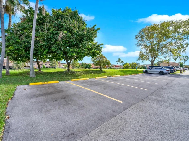 3734 SW 153rd Pl # 3734, Miami FL 33185