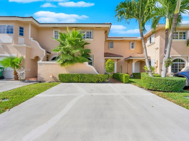 3734 SW 153rd Pl # 3734, Miami FL 33185
