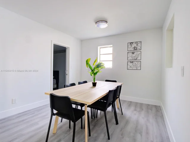 2703 Adams St, Hollywood FL 33020