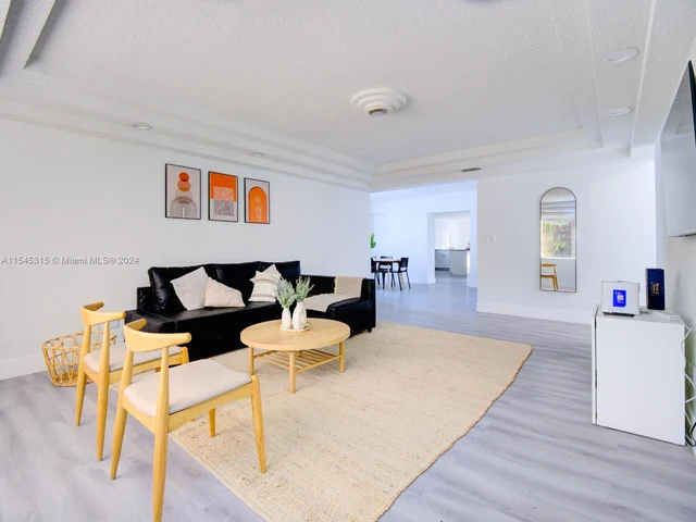 2703 Adams St, Hollywood FL 33020