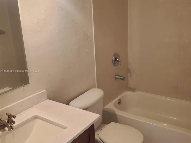 6900 N Kendall Dr # A303, Pinecrest FL 33156