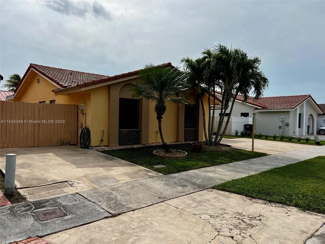 1071 NW 128th Ave # 1071, Miami FL 33182