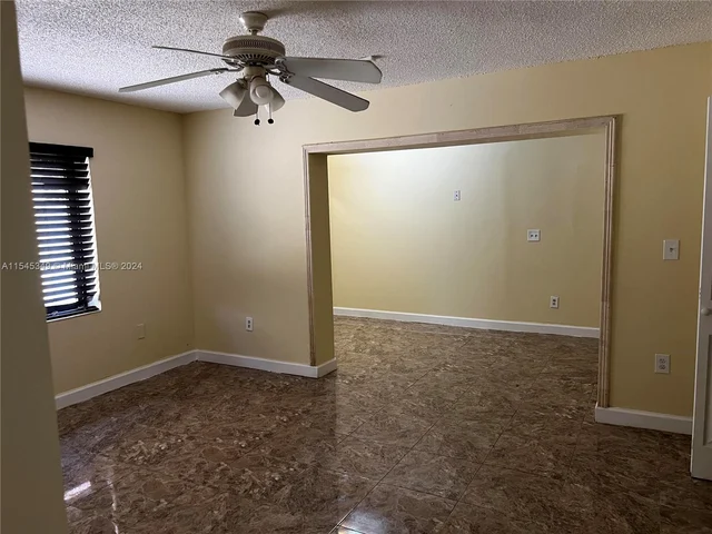 1071 NW 128th Ave # 1071, Miami FL 33182