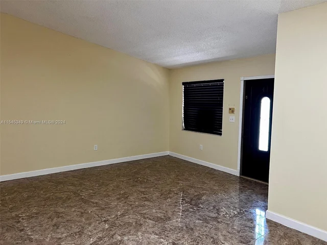 1071 NW 128th Ave # 1071, Miami FL 33182