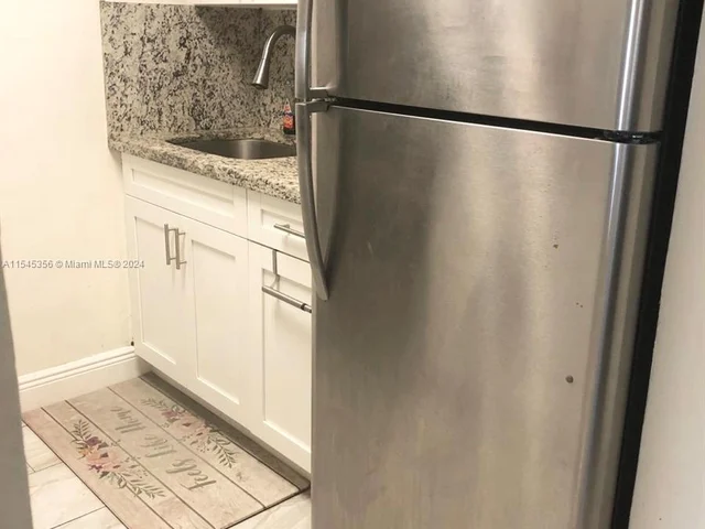 777 SW 9th Ave # 411, Miami FL 33130