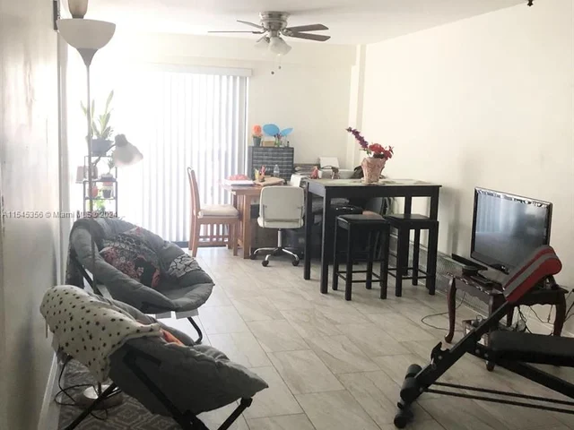 777 SW 9th Ave # 411, Miami FL 33130