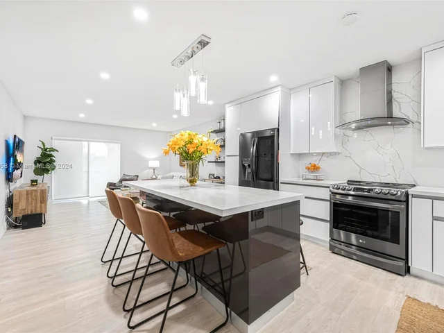 440 E 23rd St # 1209, Hialeah FL 33013