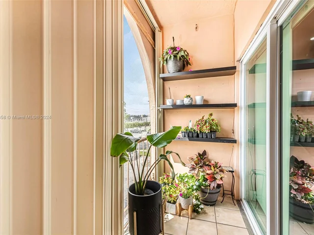 440 E 23rd St # 1209, Hialeah FL 33013