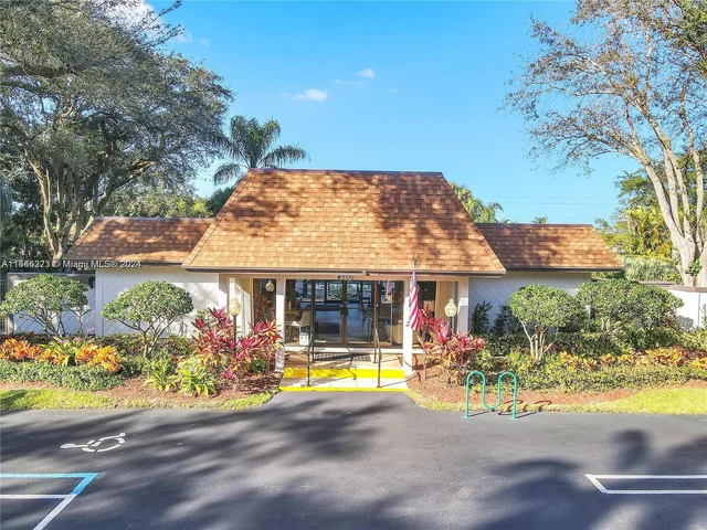 3926 S Arelia Dr S # 3926, Delray Beach FL 33445