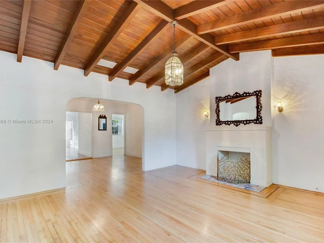 1650 SW 21st St, Miami FL 33145