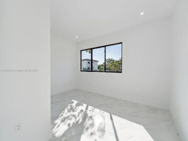 3051 SW 84th Ct # 0, Miami FL 33155