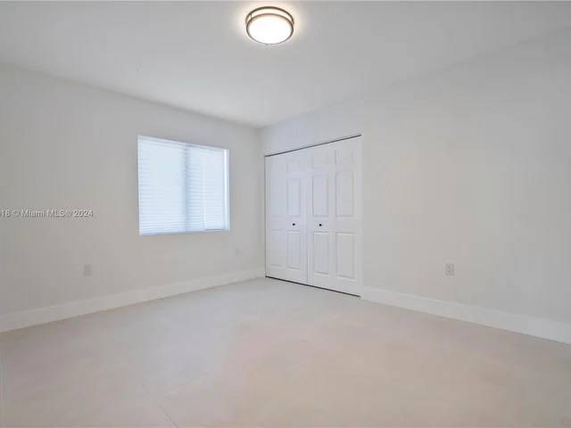 490 NE 141st St # 492, North Miami FL 33161