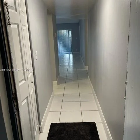 8000 Fairview Dr # 106, Tamarac FL 33321