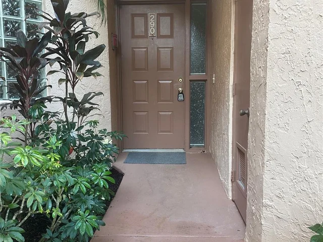 10791 NW 14th Street # 290, Plantation FL 33322