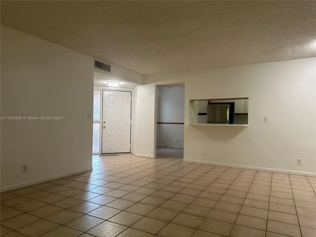 10791 NW 14th Street # 290, Plantation FL 33322