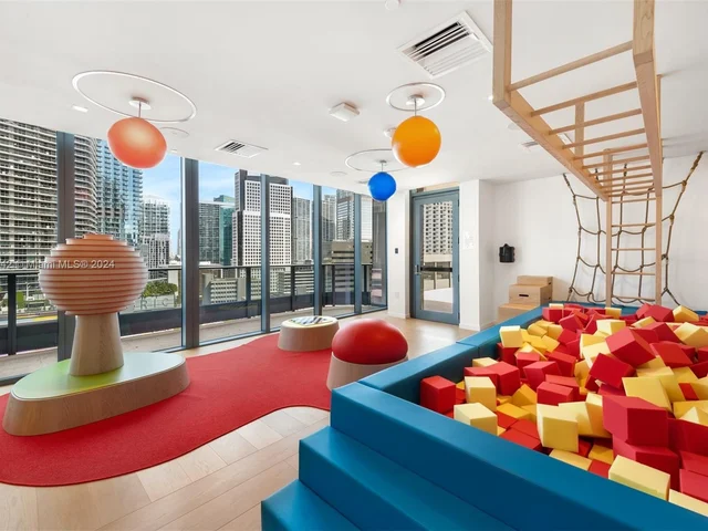 1000 Brickell Plz # 2010, Miami FL 33131