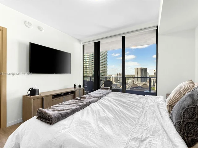 1000 Brickell Plz # 2010, Miami FL 33131