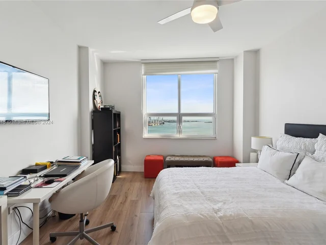 808 Brickell Key Dr # 2502, Miami FL 33131