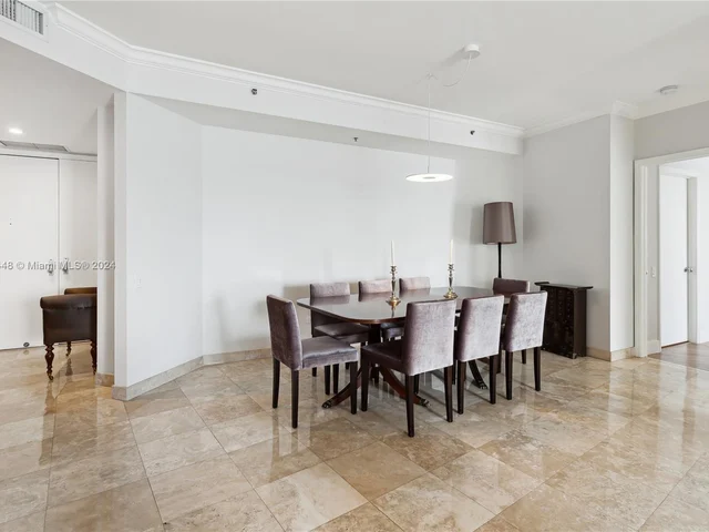 808 Brickell Key Dr # 2502, Miami FL 33131