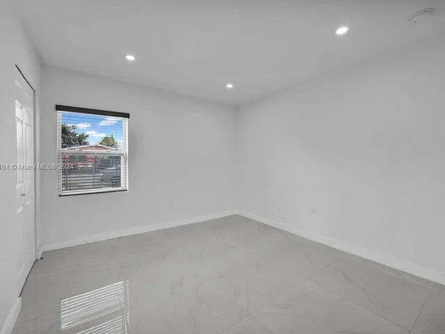 3455 NW 102nd St, Miami FL 33147