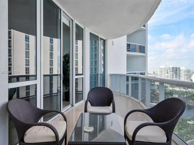 15901 Collins Ave # 2303, Sunny Isles Beach FL 33160