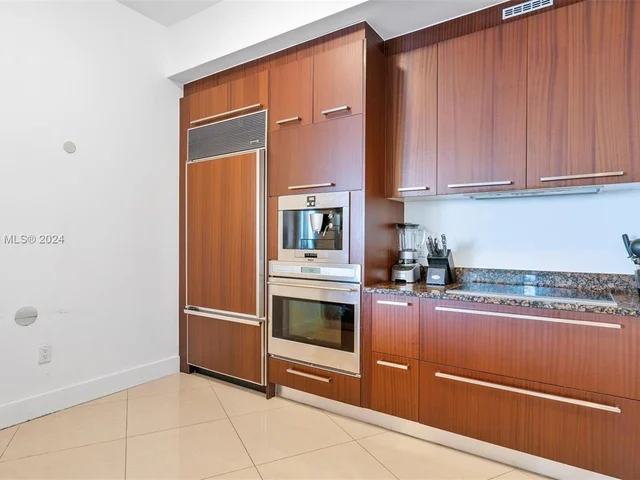 15901 Collins Ave # 2303, Sunny Isles Beach FL 33160